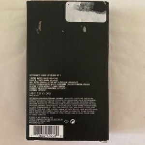 MAC Cosmetics Makeup - MAC Very Valuable Retro Matte Liquid Lipcolour Kit MAC Cosmetics Makeup - MAC Very Valuable Retro Matte Liquid Lipcolour Kit